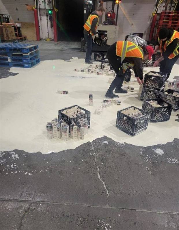 Shit Happens Regularly, Get Used To It #261 (33 photos)