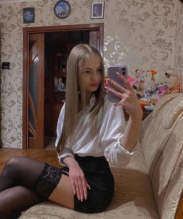 Hot Girls in Stockings #45 (35 photos)