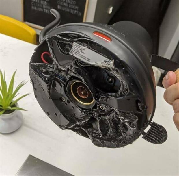 tech mishaps 34 Mishaps in the World of Technology (41 photos)