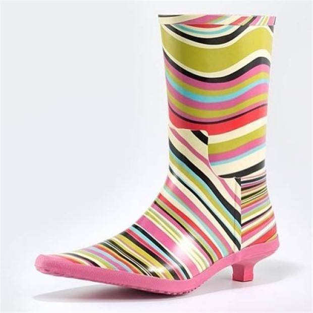 Utterly Strange Fashion #13 (28 photos)