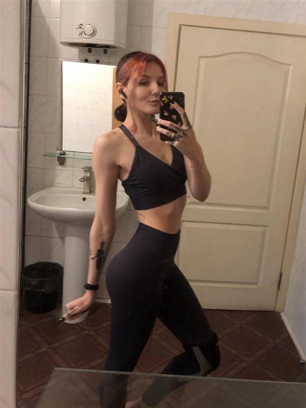 Hot Girls in Yoga Pants #52 (29 photos)