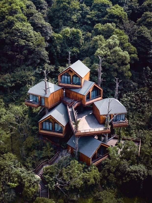 Captivating Homes Infused with Atmosphere (30 photos)