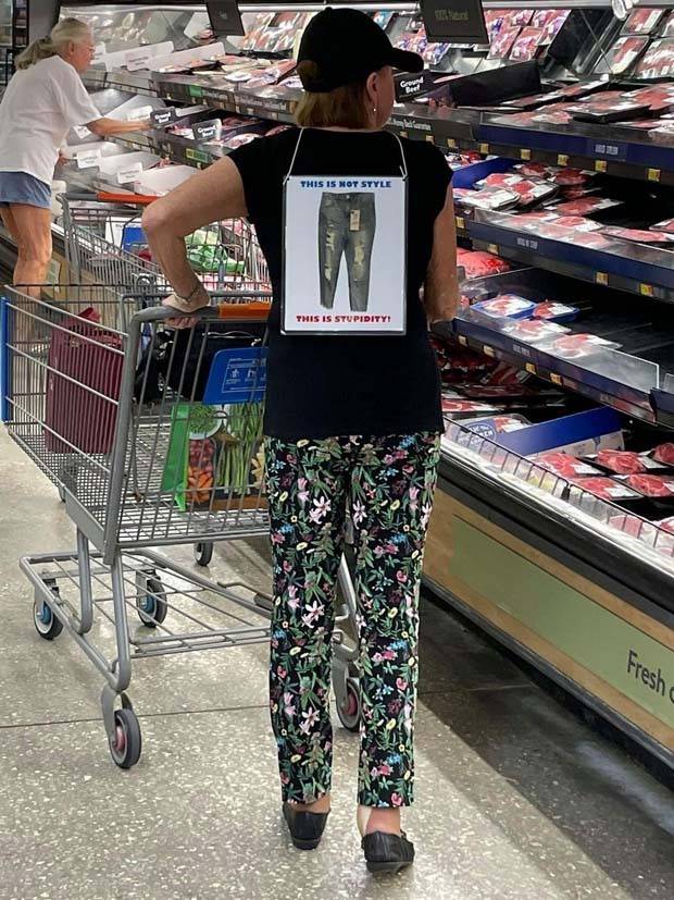 crazy walmart moments 22 Welcome to Walmart #32 (30 photos)