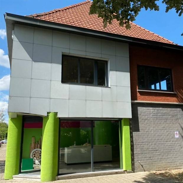 Ridiculously Strange Belgian Houses #7 (28 photos)