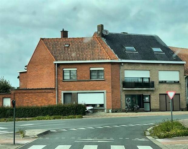 Ridiculously Strange Belgian Houses #7 (28 photos)