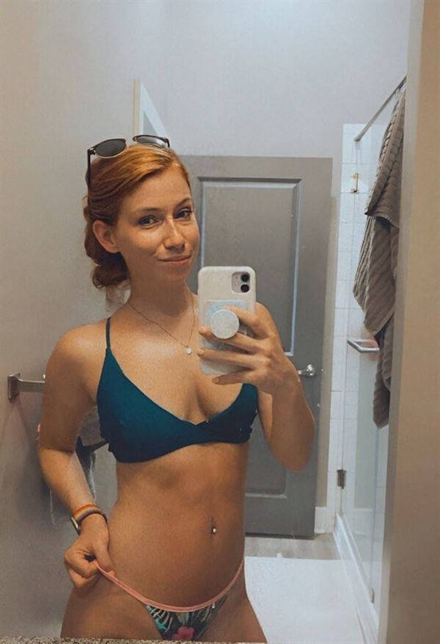 Redhead Beauties #35 (31 photos)