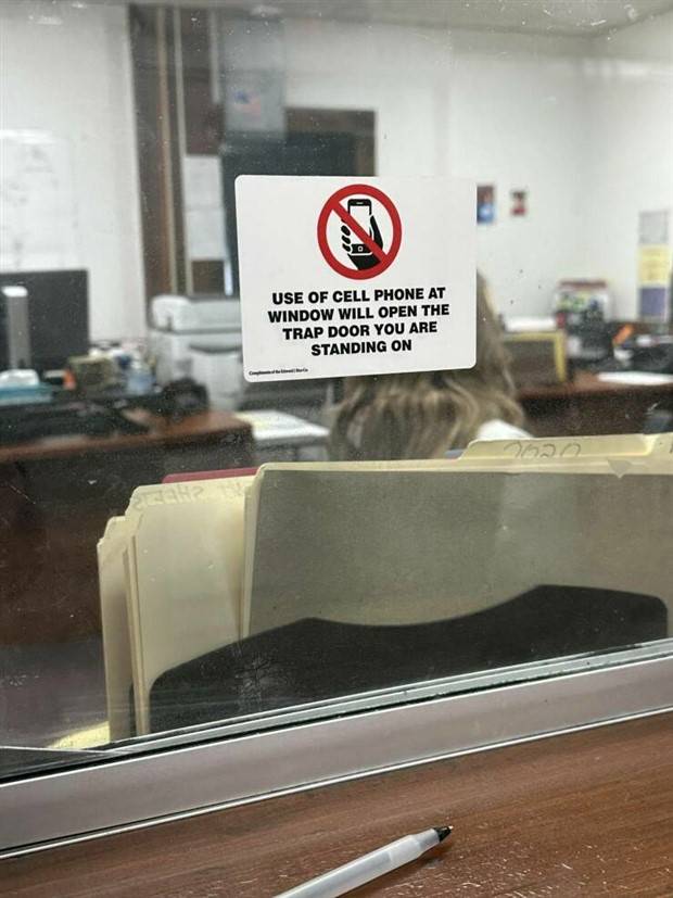 Funny Signs that Will Leave You Perplexed #13 (25 photos)