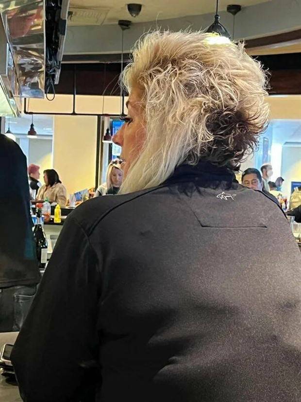 odd haircuts 15 Strange Haircuts that Cannot Go Unnoticed #23 (28 photos)