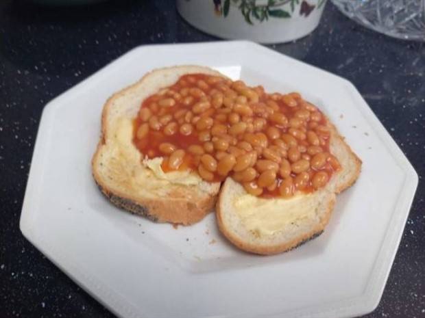 strange plates 12 Repulsive Plates That Defy Taste (29 photos)