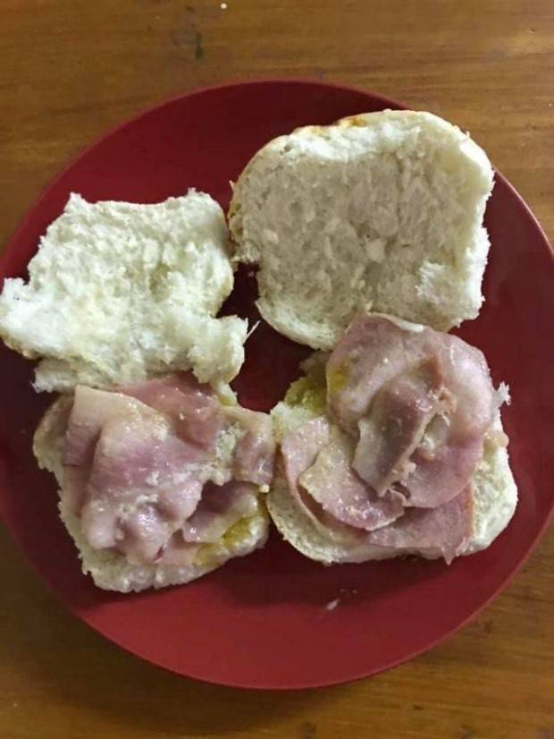 strange plates 24 Repulsive Plates That Defy Taste (29 photos)