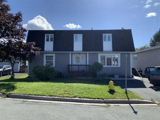 Funny and Unusual House Roof Designs (17 photos)