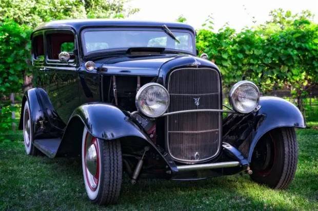 Stylish Vintage Cars (23 photos)