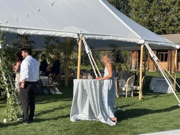 41 Moments Showcasing Accidental Camouflage (41 photos)