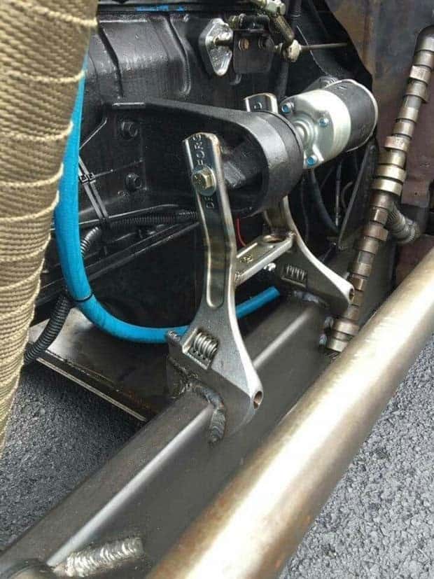 Some People Easily Deal with Everyday Problems (34 photos)