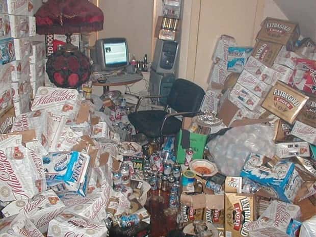 Hacker Dens from the Past (24 photos)