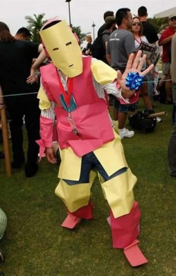 Welcome to Hilariously Strange Cosplay Universe (33 photos)