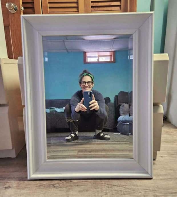 29 Funny Mirror Sale Photos