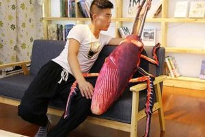 Stress-Busting Giant Cockroaches (7 photos)