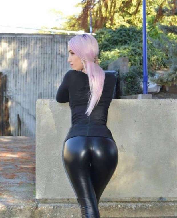 Hot Girls in Latex & Leather #52 (26 photos)