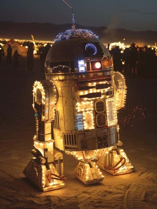 AI Blends Star Wars with Burning Man (22 photos)