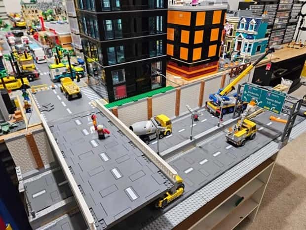 Amazing LEGO World #10 (24 photos)