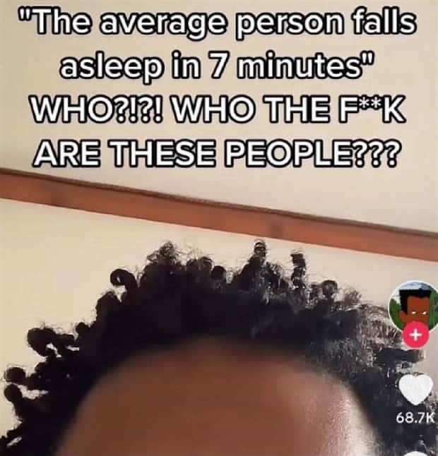 Awkward TikTok Snapshots to Cringe At (30 photos)