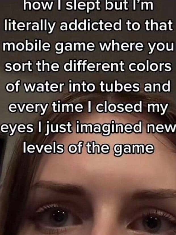 Awkward TikTok Snapshots to Cringe At (30 photos)