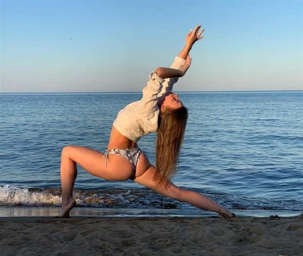 Hot Flexible Girls #3 (25 photos)