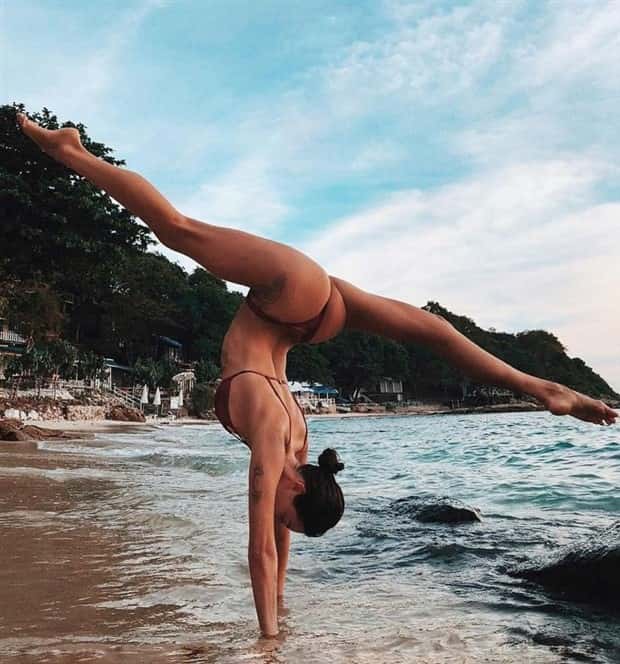 Hot Flexible Girls #3 (25 photos)