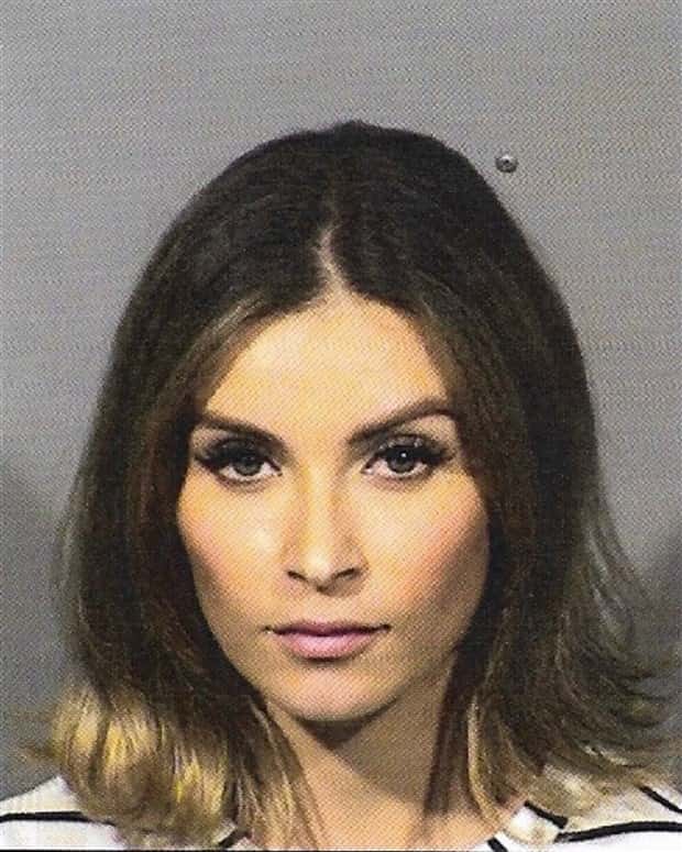 Criminal Women Who Could Steal Your Heart (24 photos)