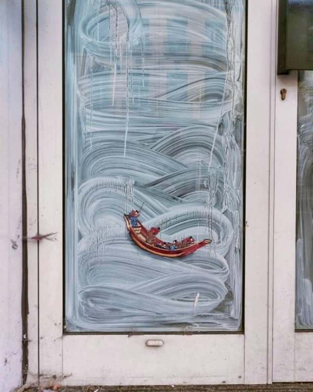 Awesome Street Art by OakOak (24 photos)