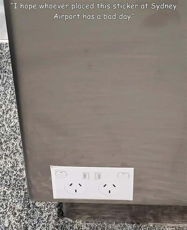 people being jerks 29 30 Times People Were Complete Jerks (30 photos)