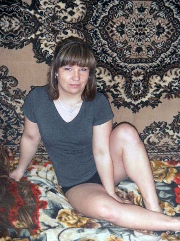 Russian Girls Love Carpets #2 (25 photos)