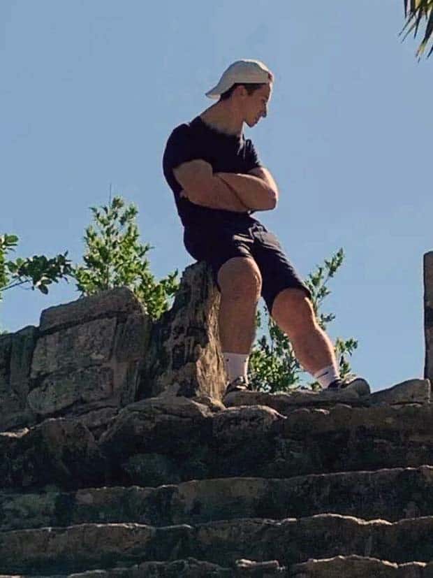 Unreal Photoshop Fails and Edits (30 photos)