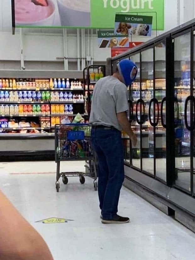 The 2020 Shopping Madness (25 photos)