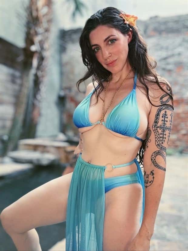 Hot Tattooed Girls #19 (26 photos)