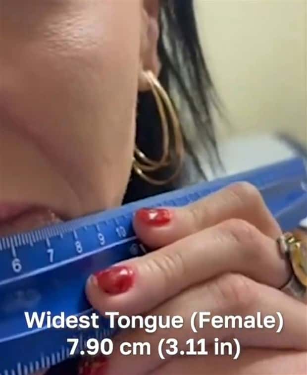 The Worlds Widest Female Tongue Belongs to Brittany Lacayo (12 photos)