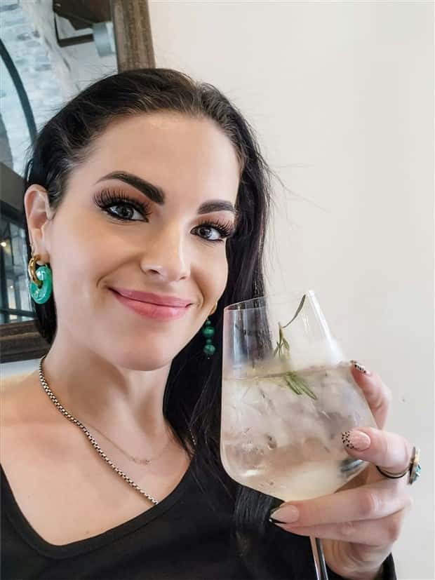 The Worlds Widest Female Tongue Belongs to Brittany Lacayo (12 photos)