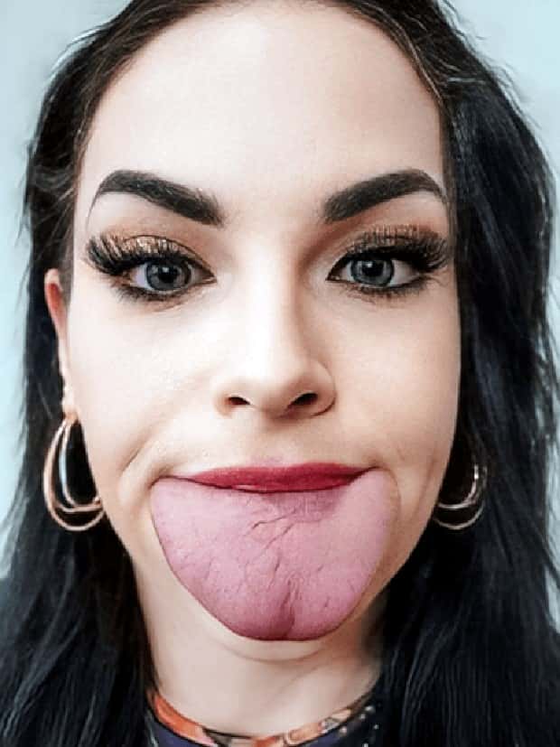 The Worlds Widest Female Tongue Belongs to Brittany Lacayo (12 photos)