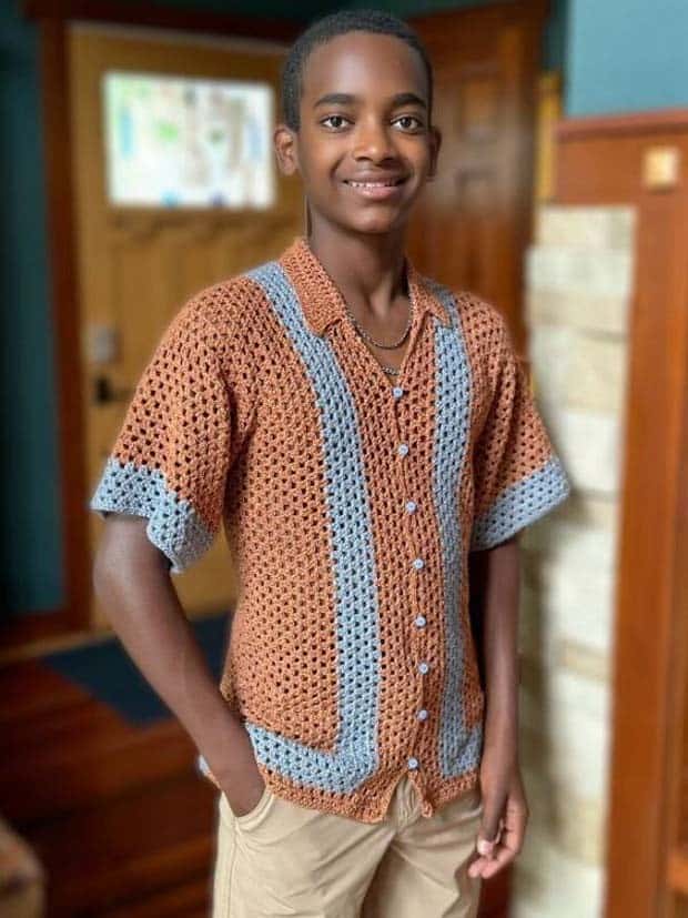 Jonah Larson crocheting 11 A Boy Turned His Hobby Into a Business (25 photos)