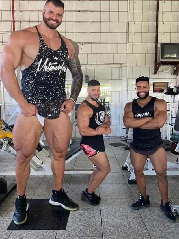 People Who Overdid Photo Editing (29 photos)