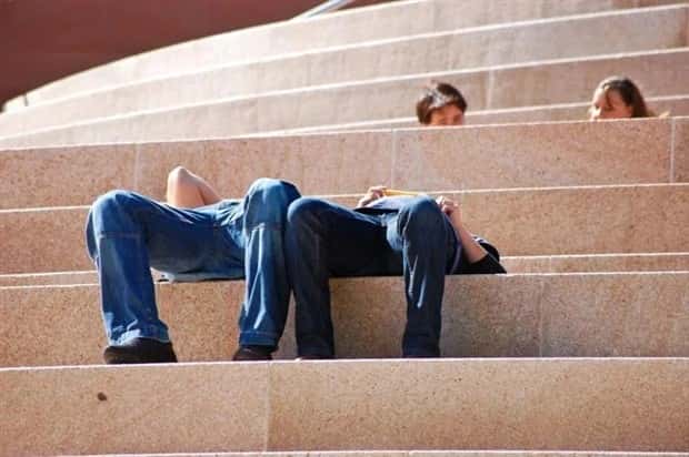 forced perspective 10 Forced Perspective Creates Stunning Illusions (28 photos)