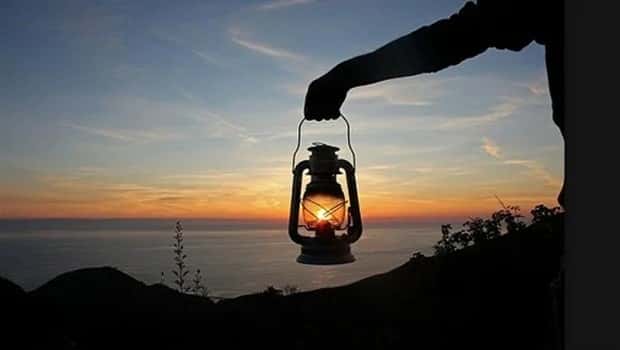 forced perspective 6 Forced Perspective Creates Stunning Illusions (28 photos)