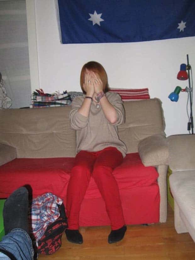 Funny Coincidences When People Blend Into Their Surroundings (27 photos)