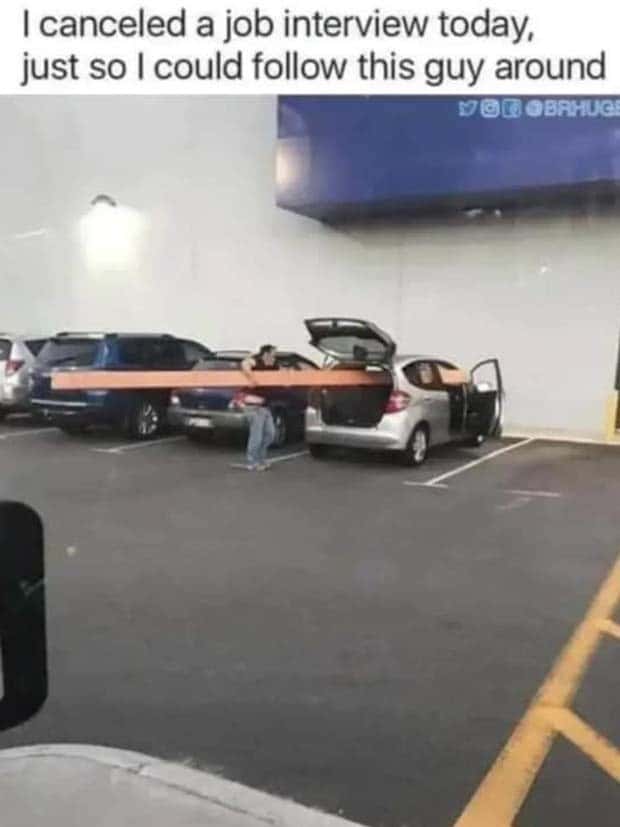 Bizarre Road Situations That Defy Explanation (28 photos)