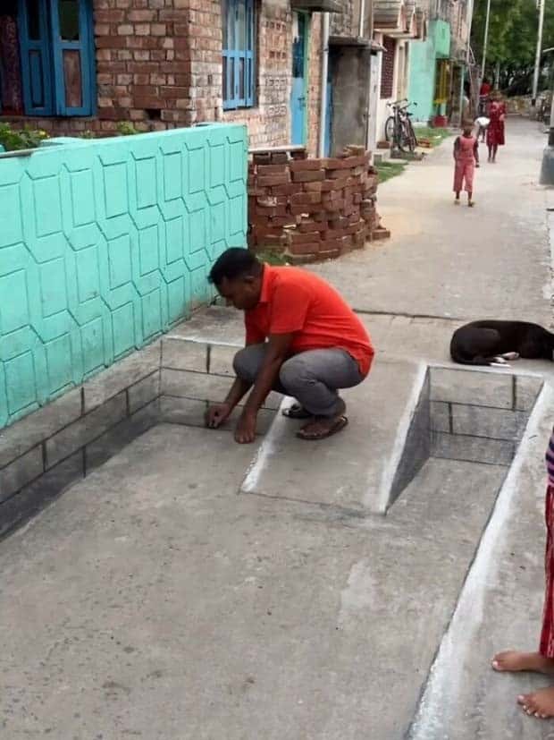 Teacher’s 3D Chalk Art Wows Community (25 photos)