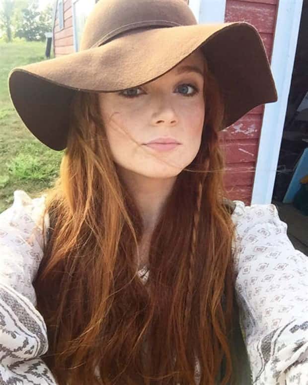Redhead Beauties #40 (22 photos)