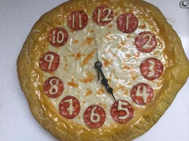 29 Pizzas That Would Make Any Italian Run Away (29 photos)