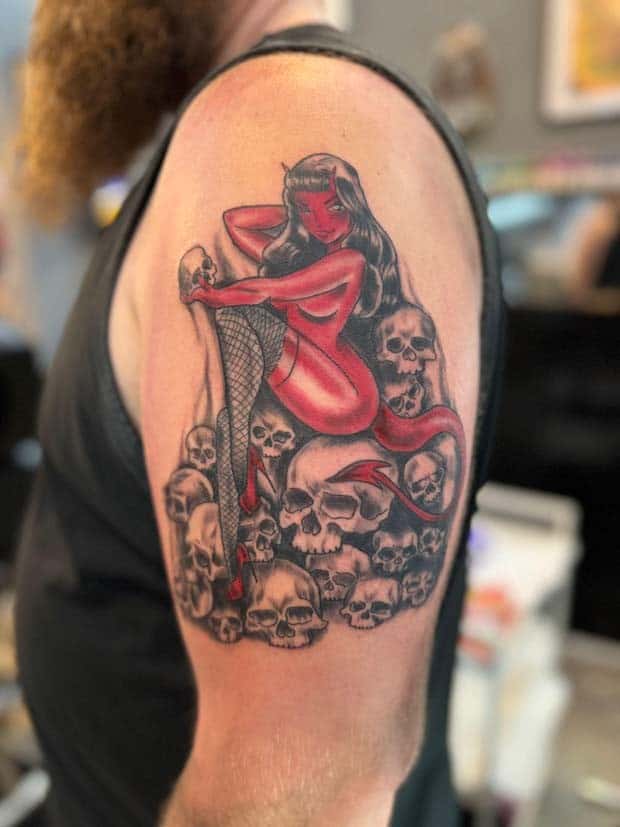 realistic tattoos 10 Incredibly Realistic Tattoos That Amaze #1 (25 photos)