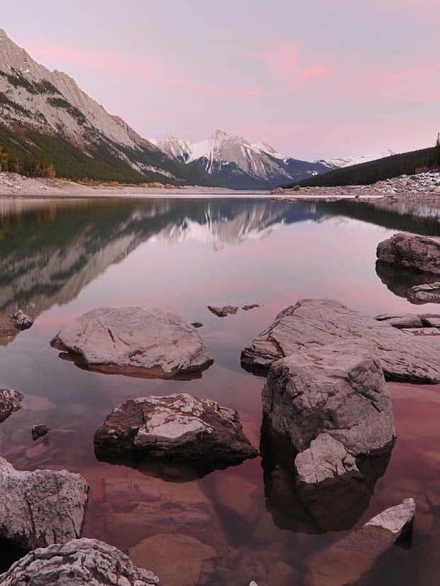 Unique Smartphone Wallpapers Youll Love (38 photos)